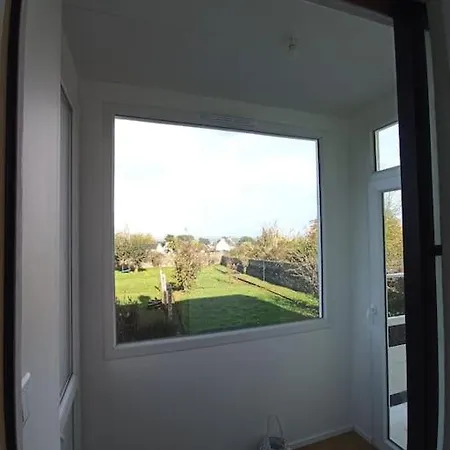 Maison Chaleureuse Et Familiale Idealement Situee Groix